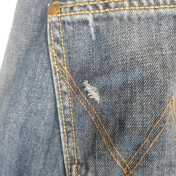 Wrangler Jeans Men's 35x36 Blue Retro Slim Boot Medium Wash‎ Cowboy Denim 77MWZ - Picture 6 of 16